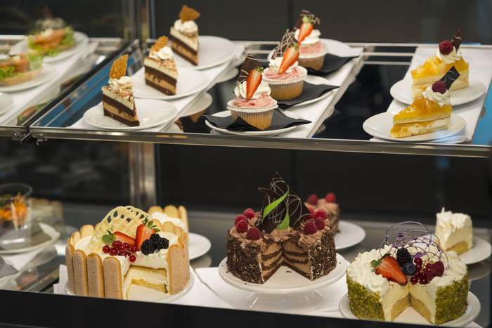 Scenic Luxury Cruises & Tours AMBER River Cafe 1.jpg